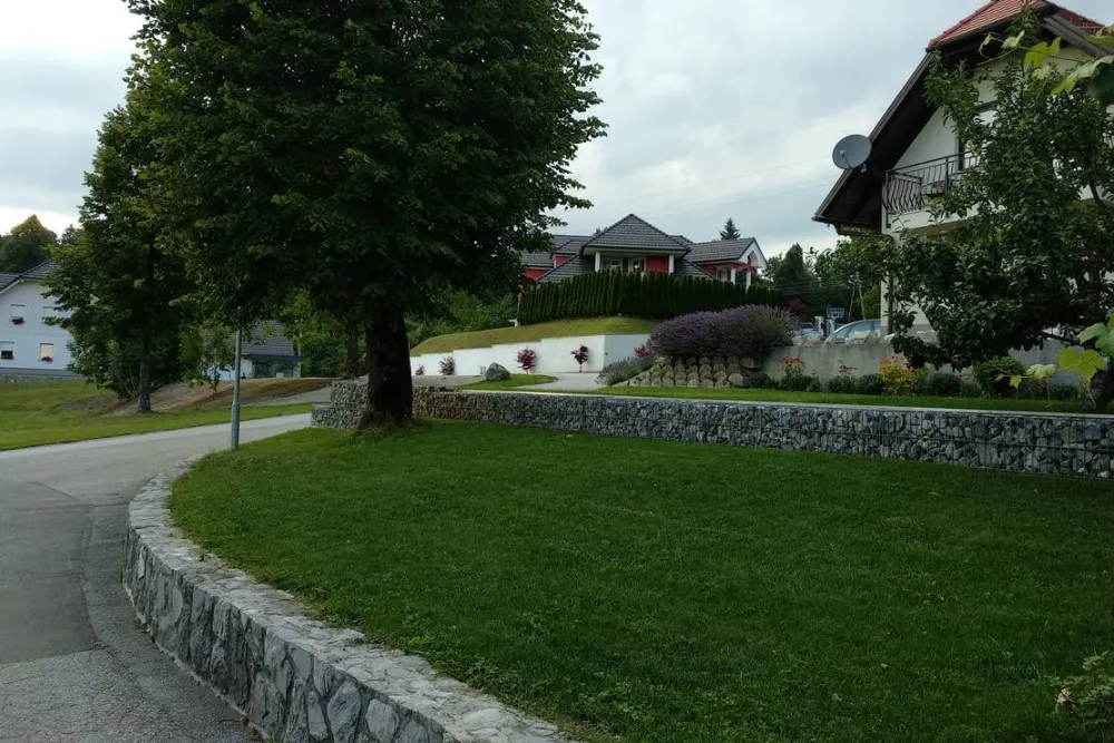 Camping & Apartment Knap