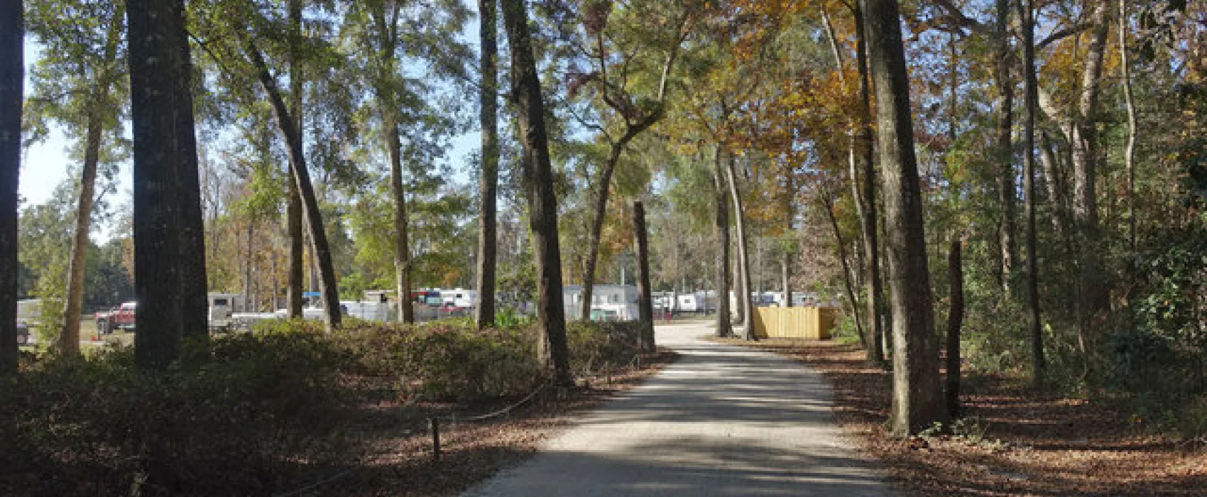 Ellie Ray's RV Resort & Lounge