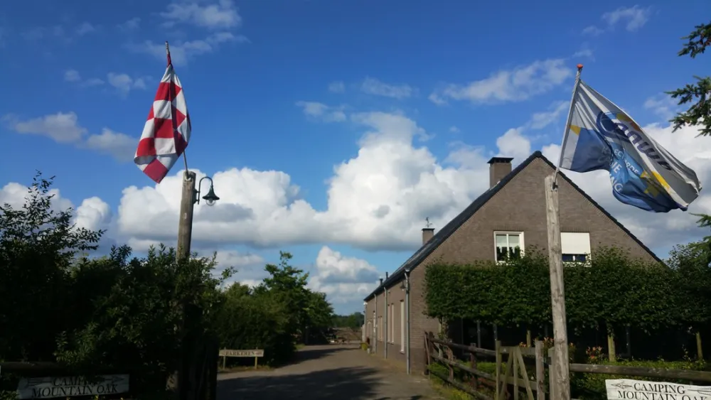 Minicamping Mountain Oak(+B&B)