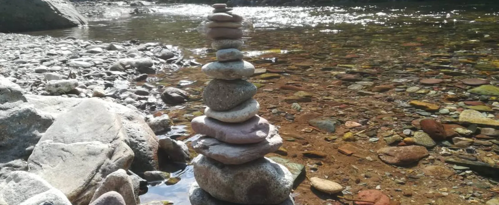 Im Westkarpaten-Naturpark, am Ariesch-Fluß.