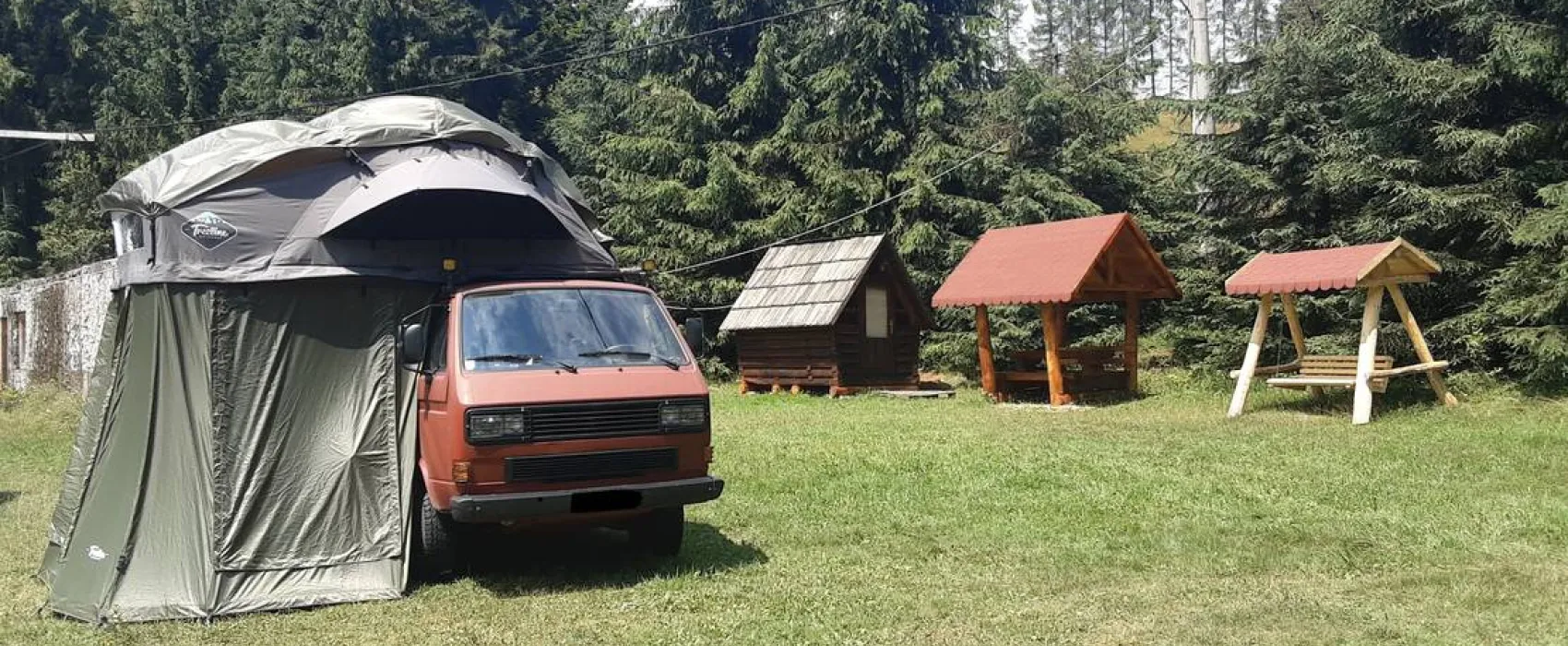 Im Westkarpaten-Naturpark, am Ariesch-Fluß.