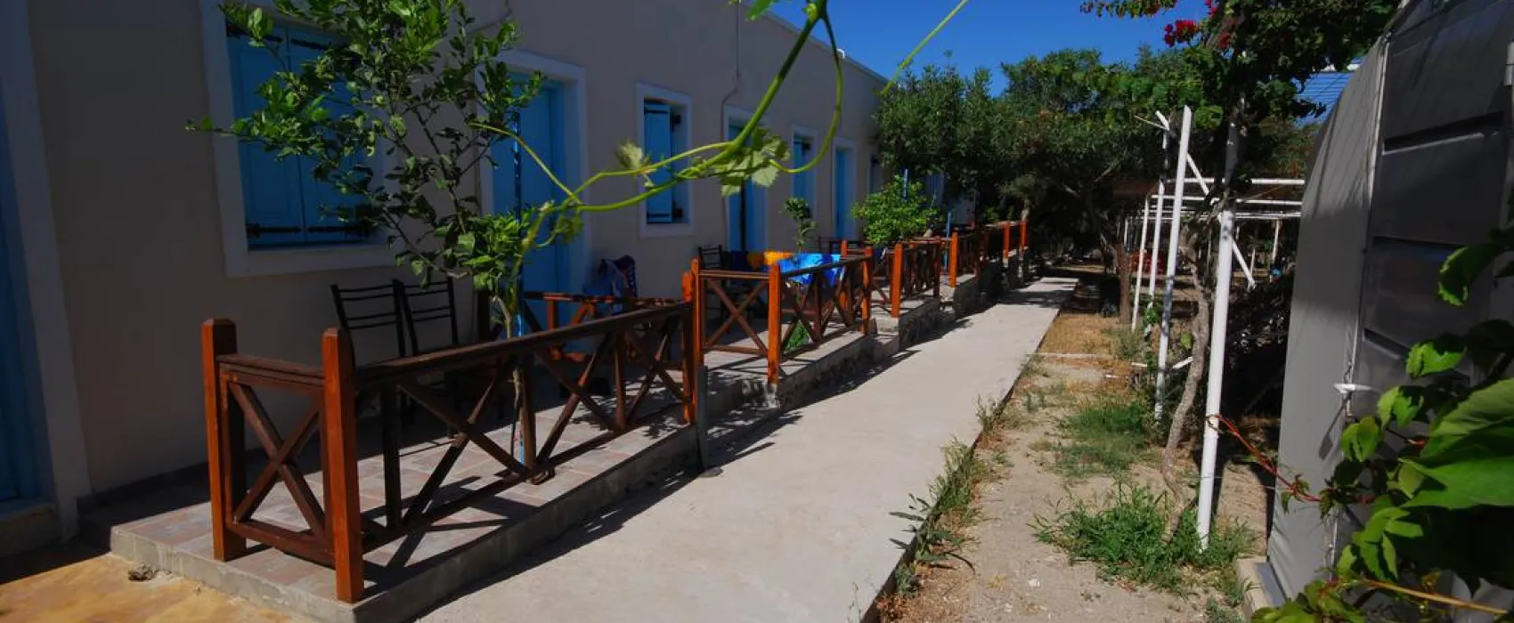 Santorini Camping Bungalows