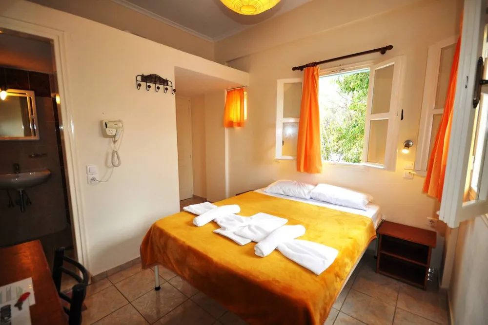 Santorini Camping Bungalows