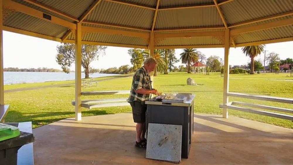 Lake Cargelligo Campground