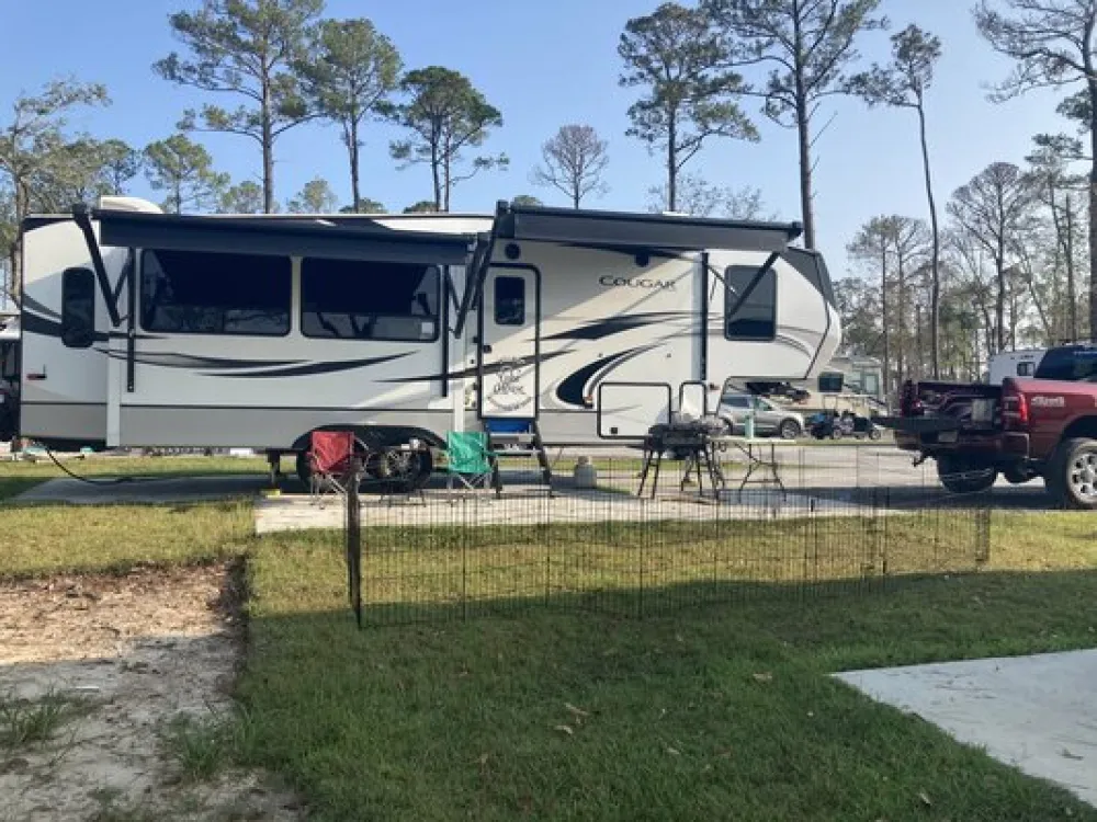 Gulfport Lake RV Resort & Marina