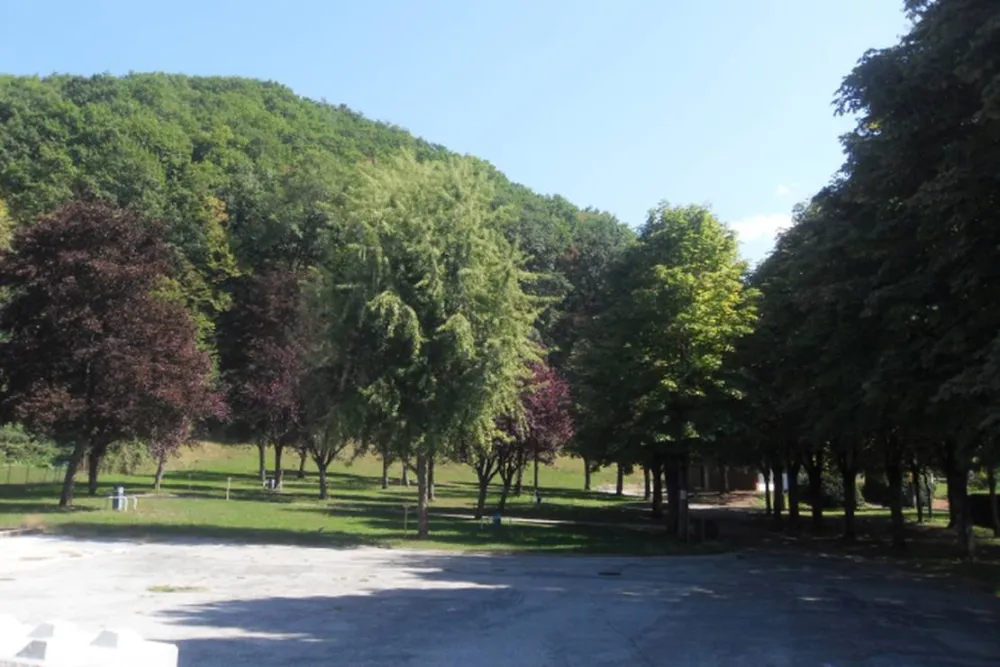 Camping Municipal Bois Des Tours