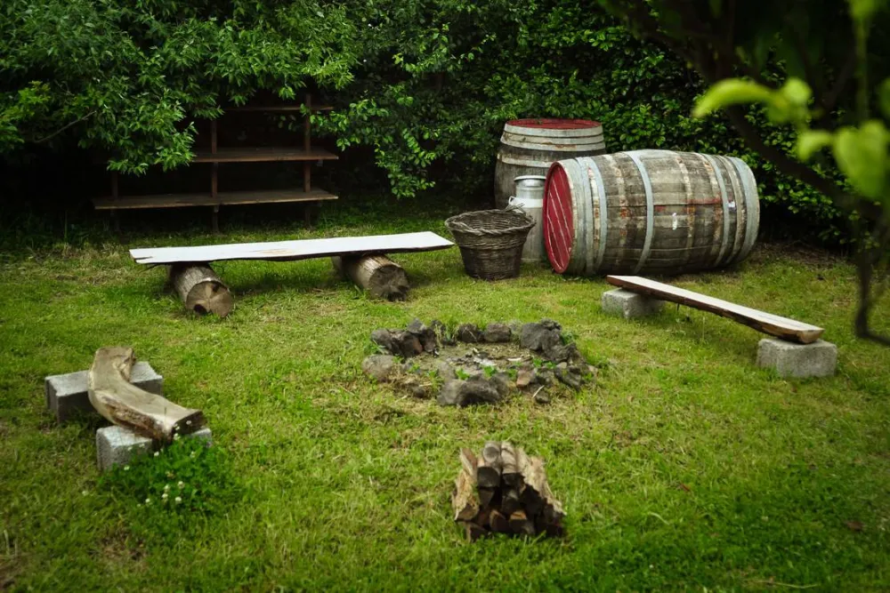 AbbyVille - Romantic Eco Camp