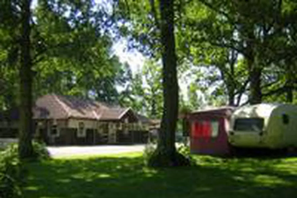 Klockargårdsängens Camping & Stugor