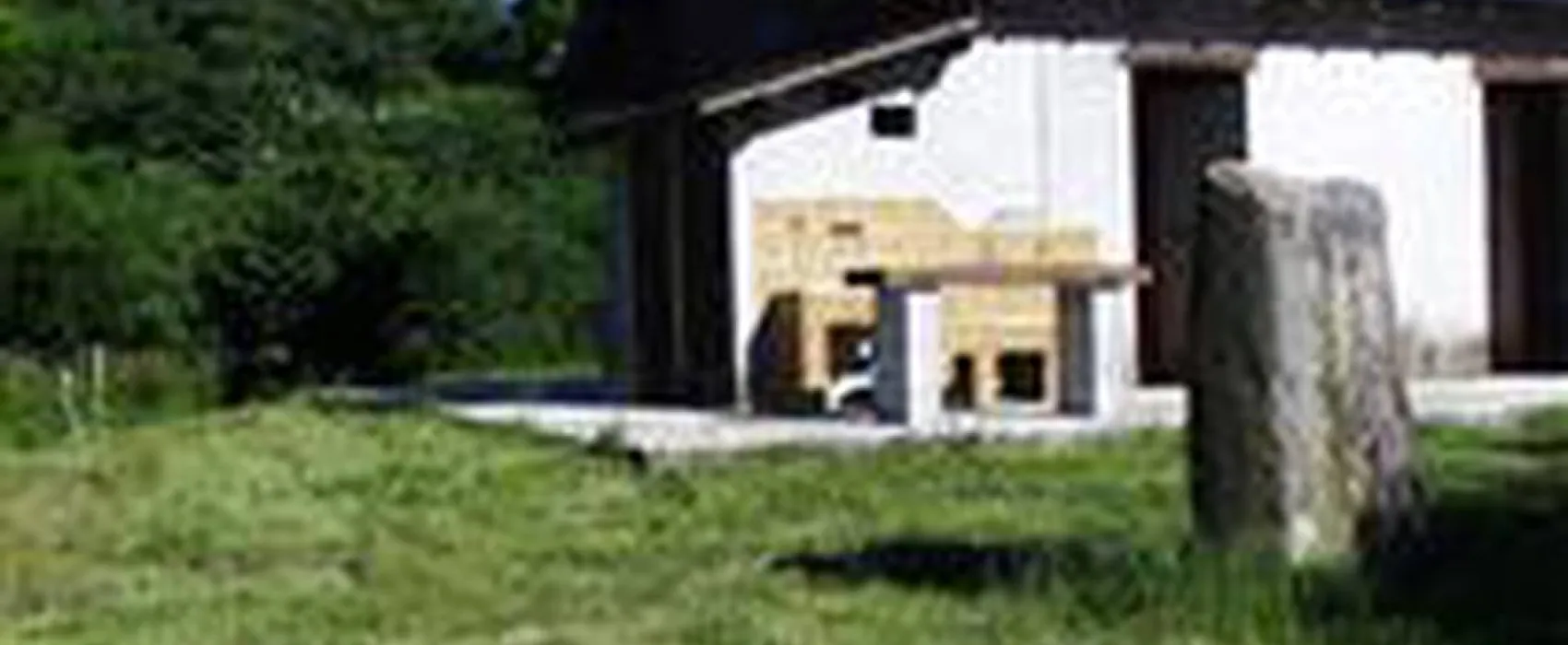 Camping à la ferme du menhir de Cascavel