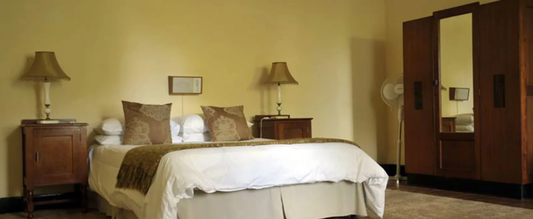 Melton Wold Guest Farm