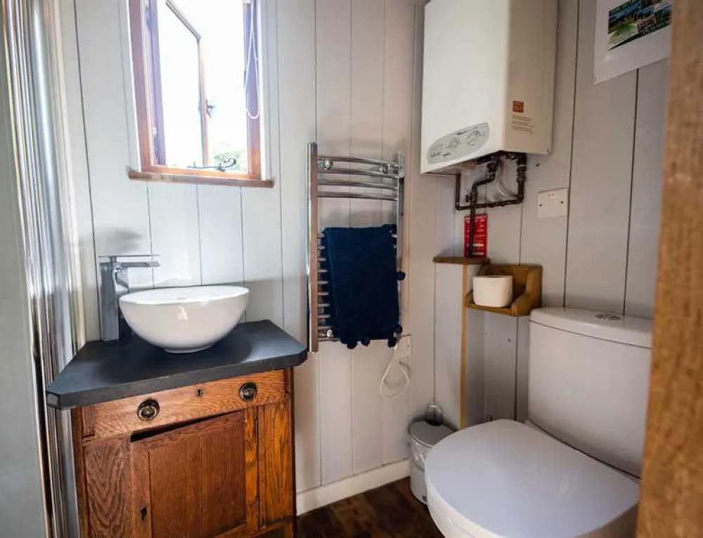 Becks Bay Camping and Glamping