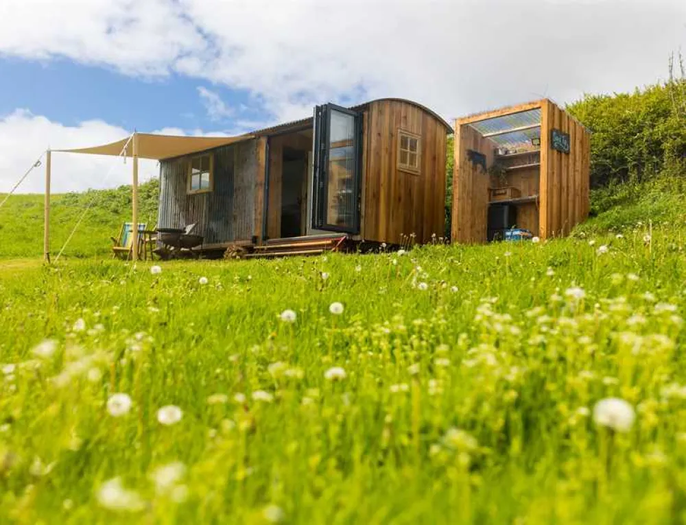 Becks Bay Camping and Glamping