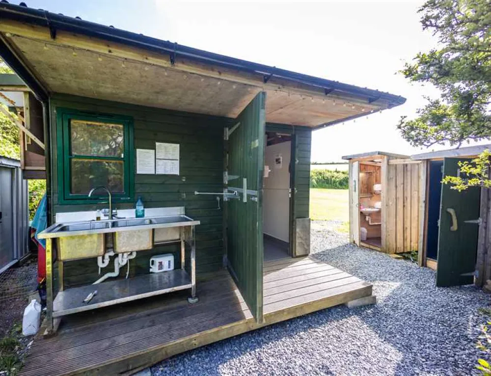 Becks Bay Camping and Glamping