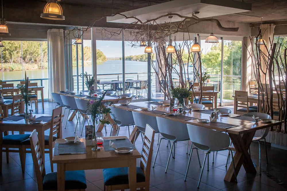 Broadwater River Estate