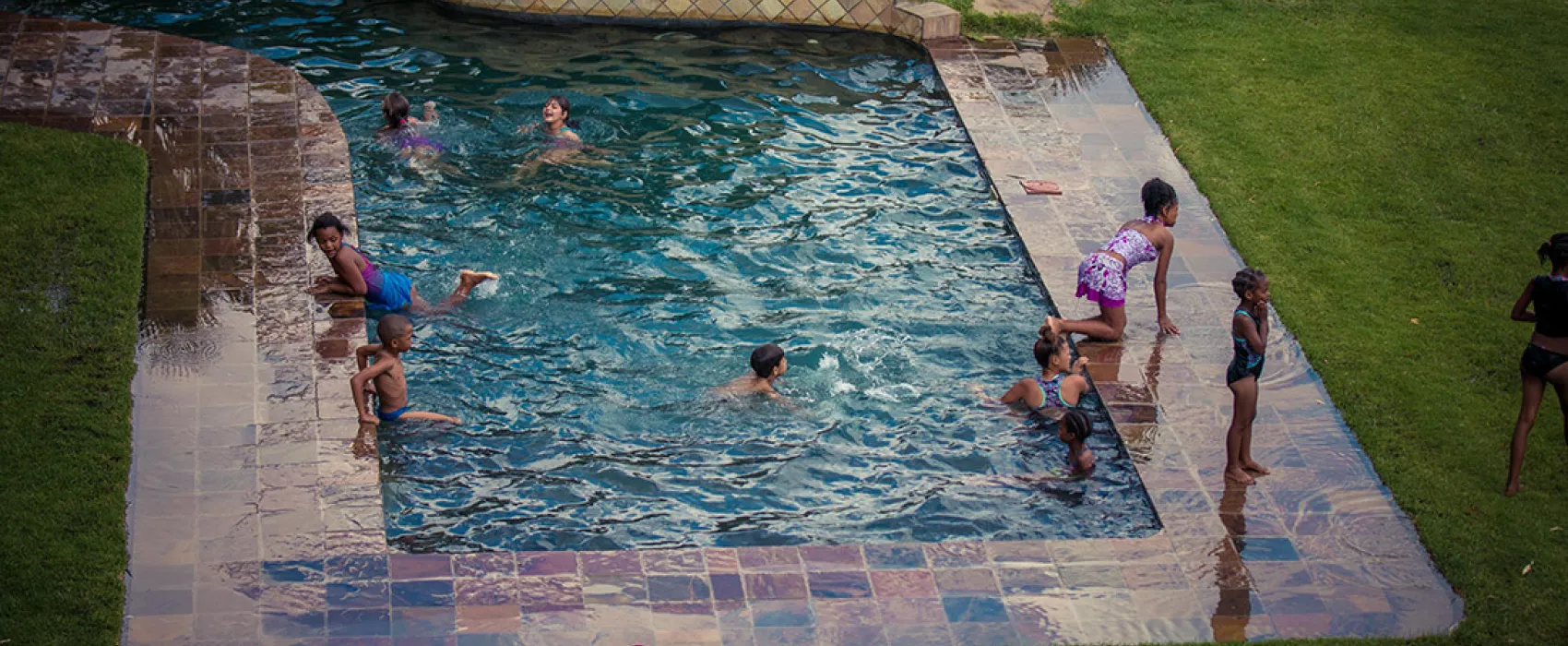 Broadwater River Estate