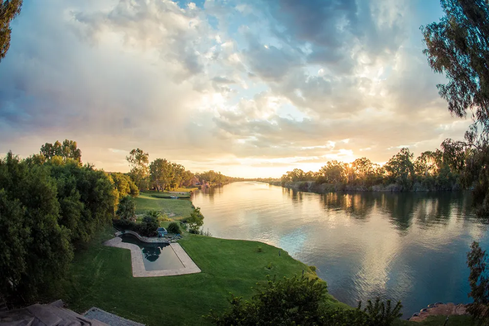 Broadwater River Estate