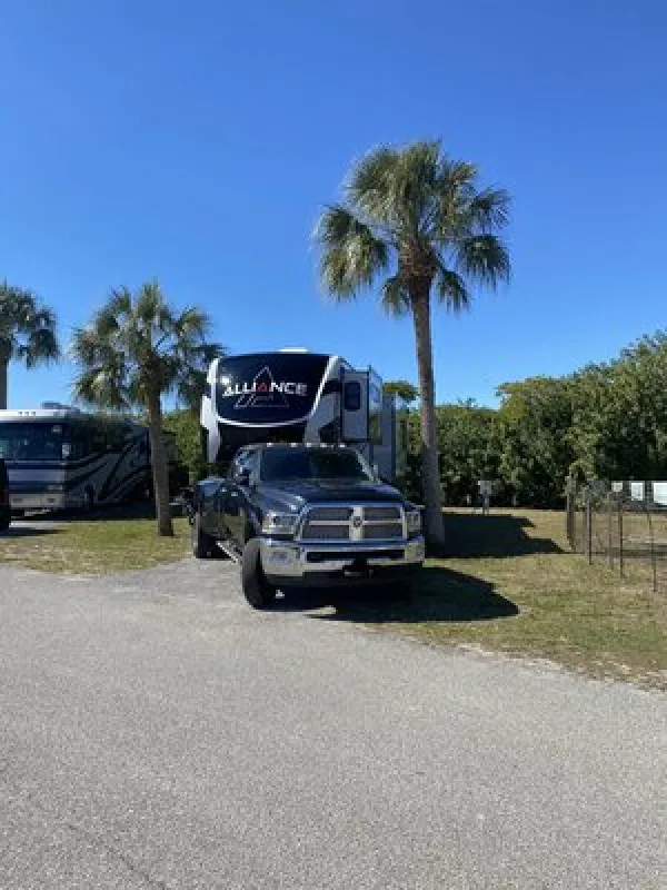 Winter Quarters Manatee RV Resort