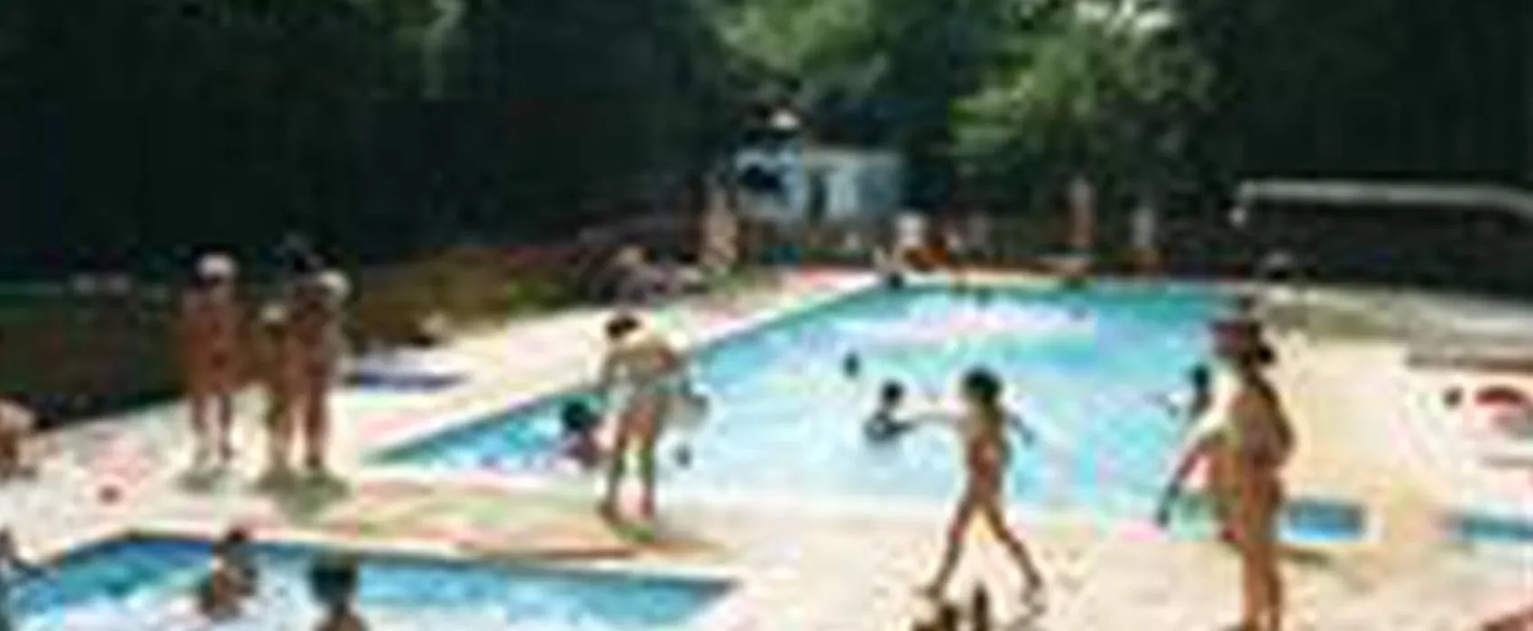 Camping "Les Bois de Valence"