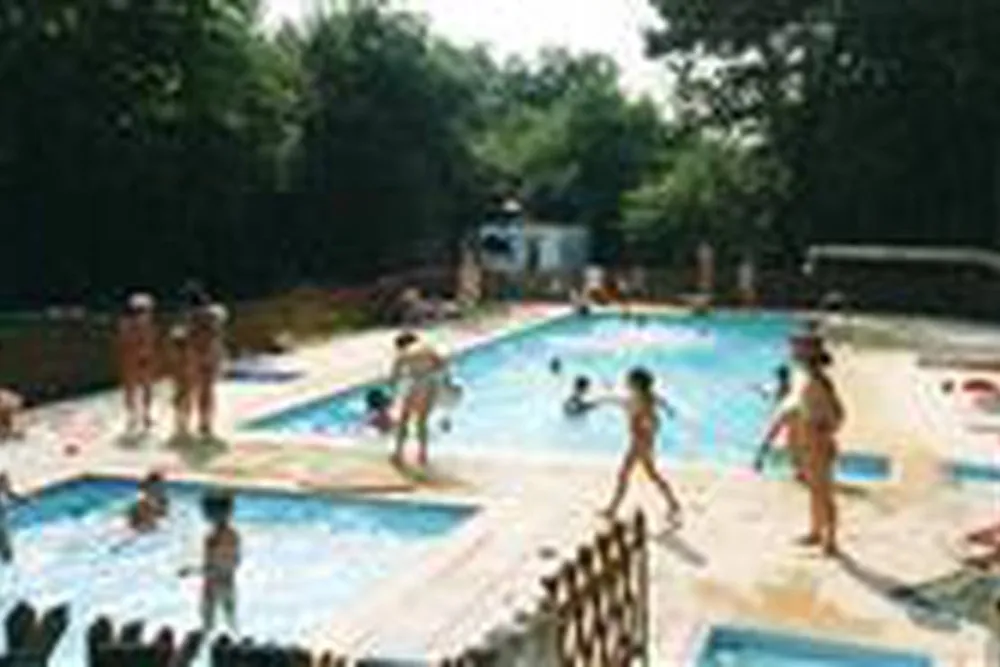 Camping "Les Bois de Valence"