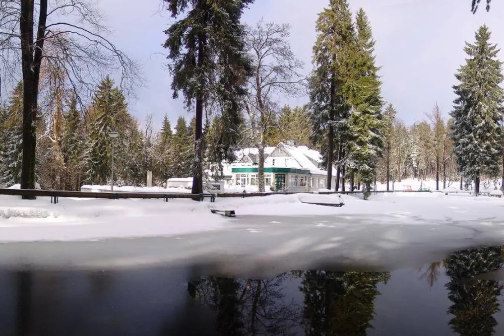 Caravanstellplatz "Im Kurpark" mit Wellnessbereich