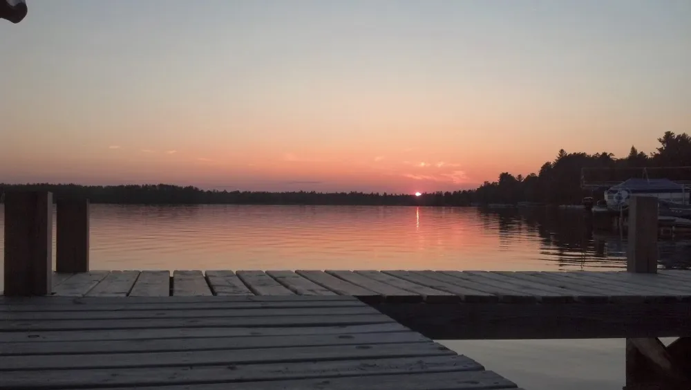 Buckatabon Lodge & Lighthouse Inn