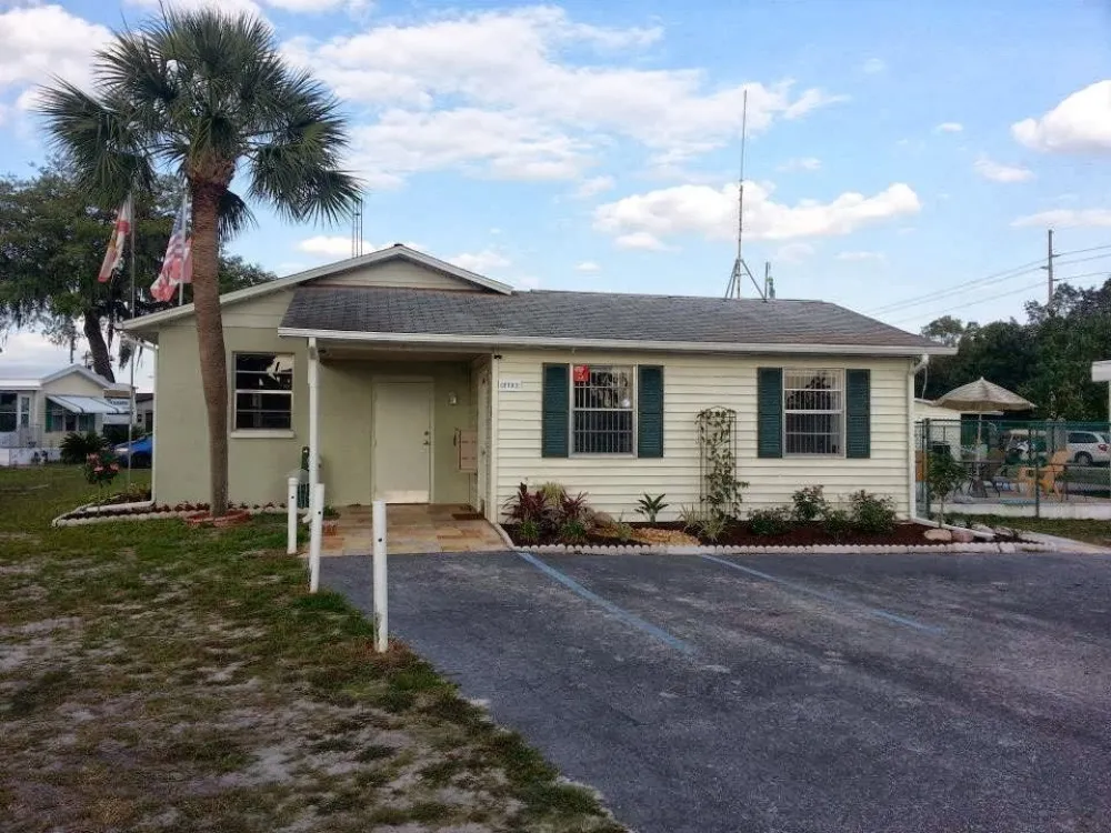 Zephyr Palms RV Park