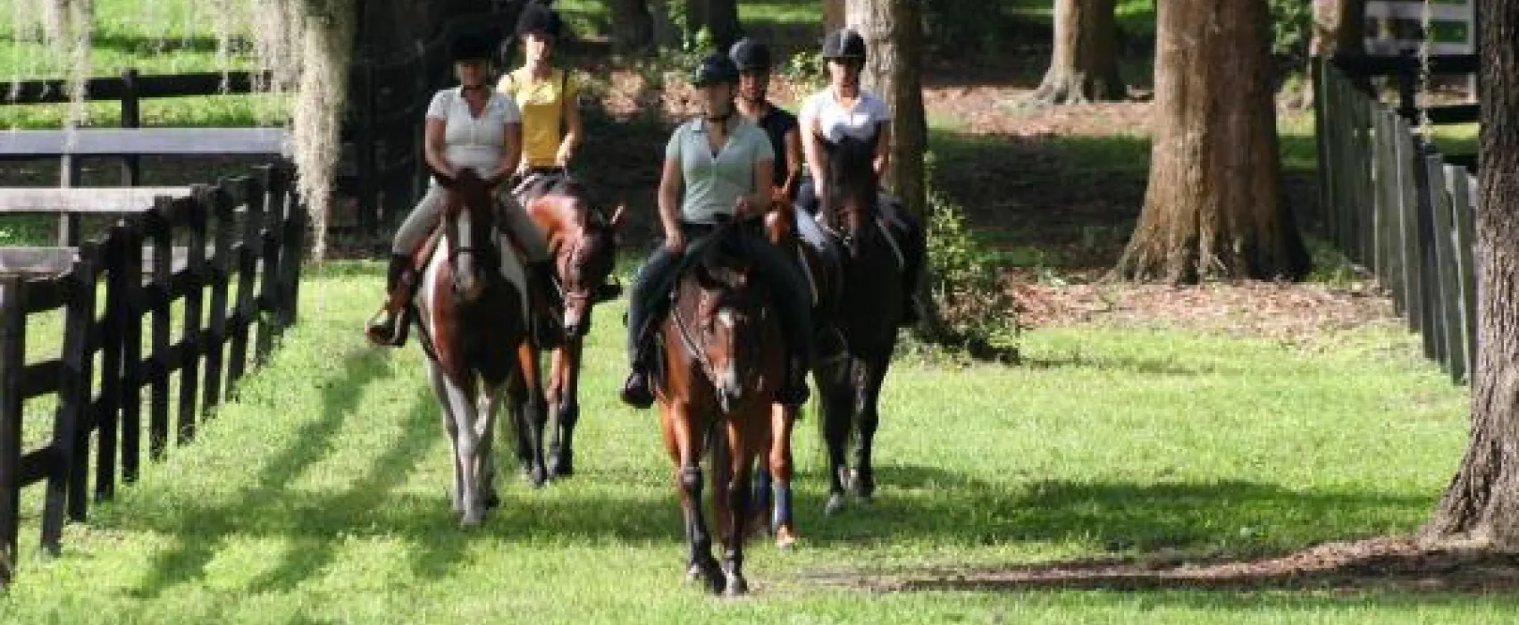 Grand Oaks RV Resort & Museum