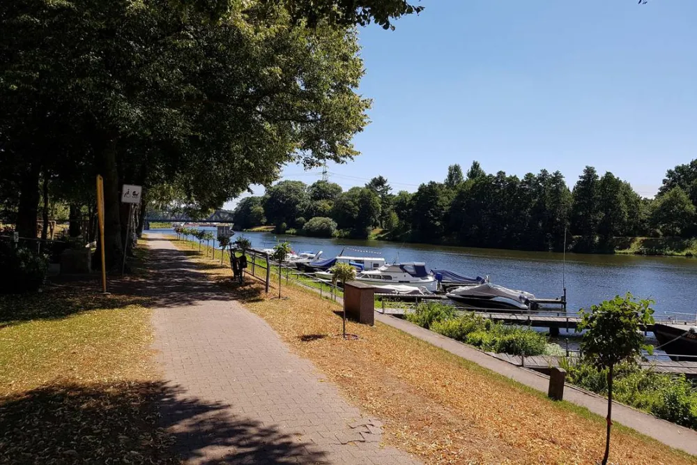 Camping Am Wasserfall