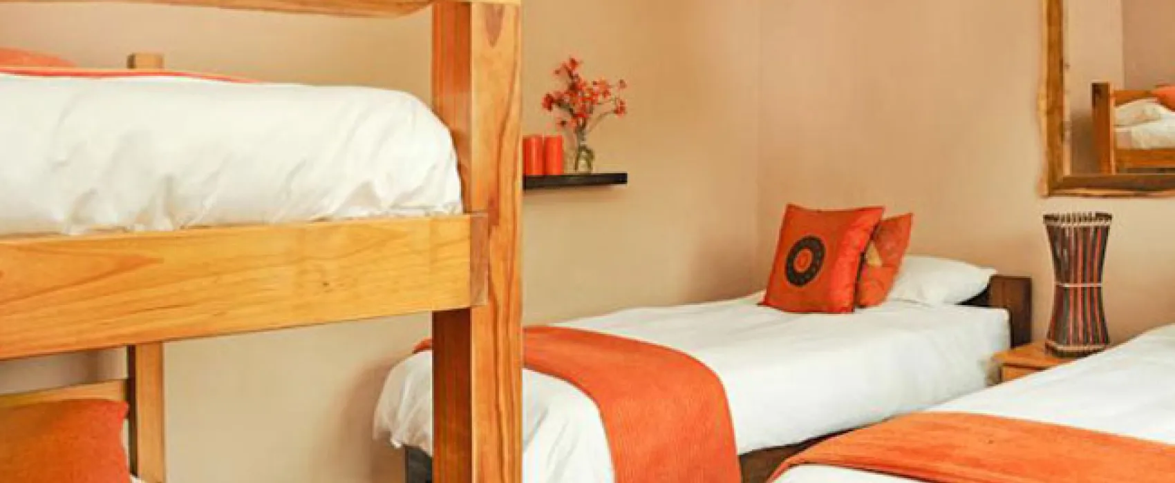 Tube n Axe Backpackers Lodge