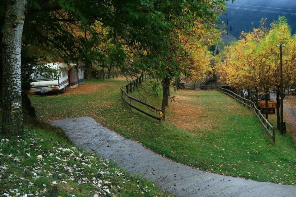 Camping, Bungalows y Hotel Viu