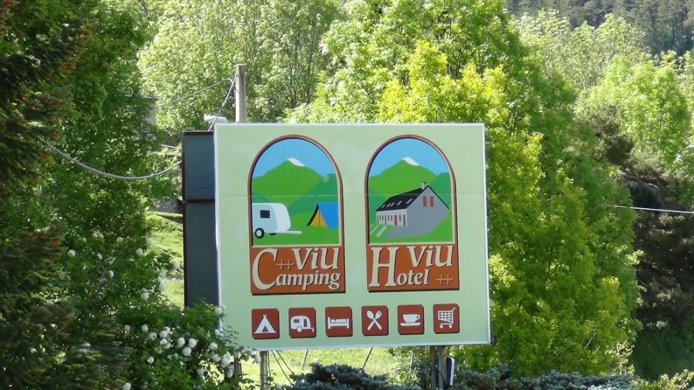 Camping, Bungalows y Hotel Viu