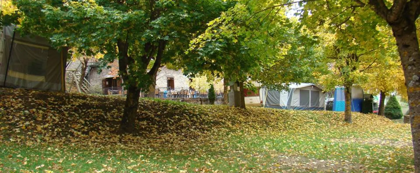 Camping, Bungalows y Hotel Viu