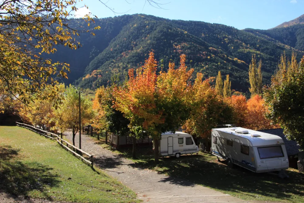 Camping, Bungalows y Hotel Viu