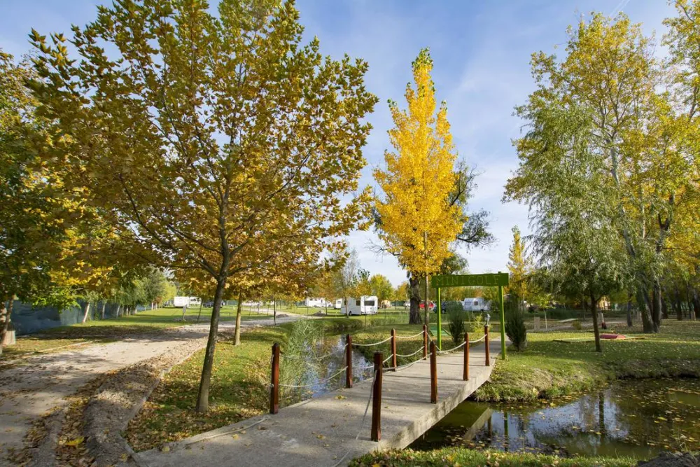 Thermal Camping Aqua Land