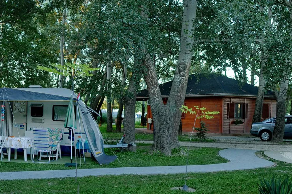 Thermal Camping Aqua Land